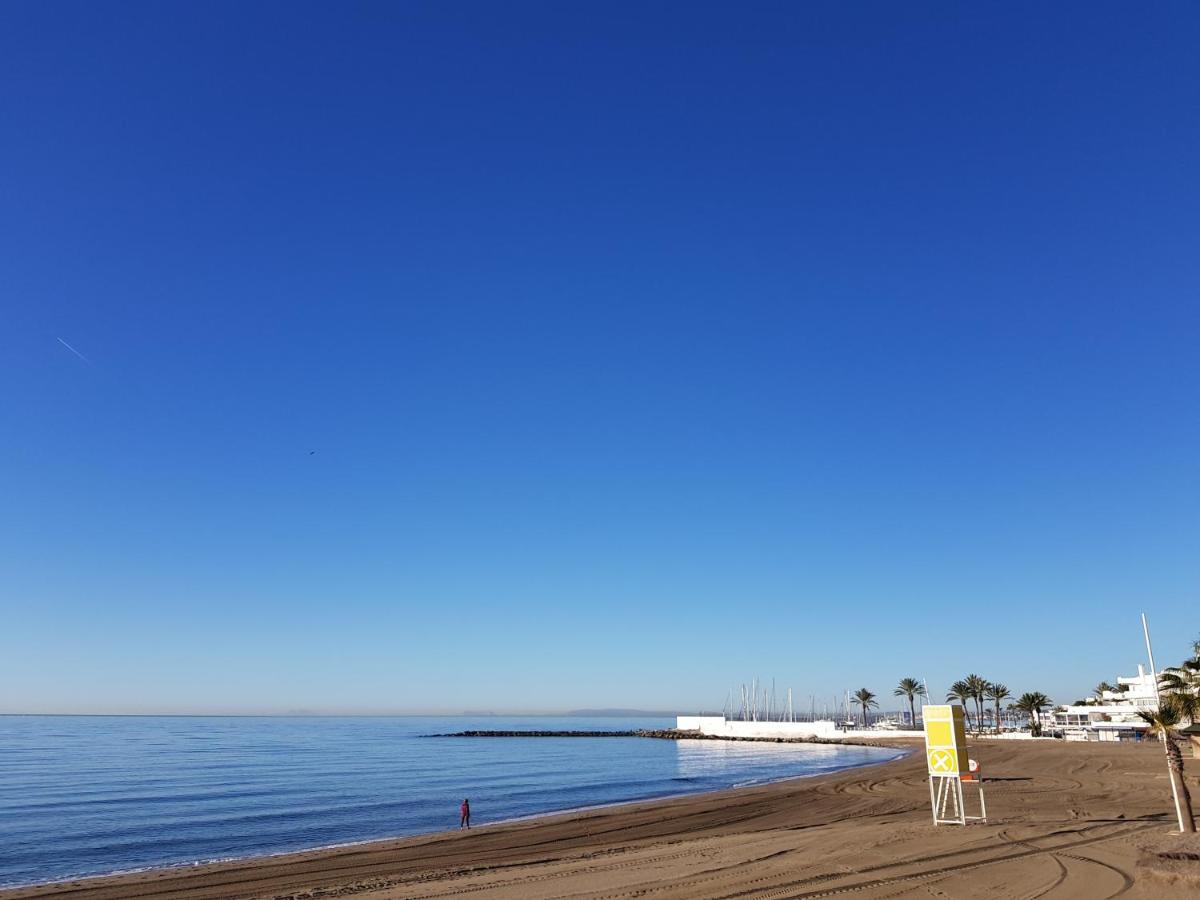 Beachfront Apartment Marbella Center Exteriör bild